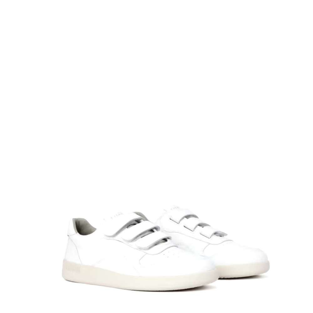 HP. Everlane Leather Sneaker - Picture 2 of 13